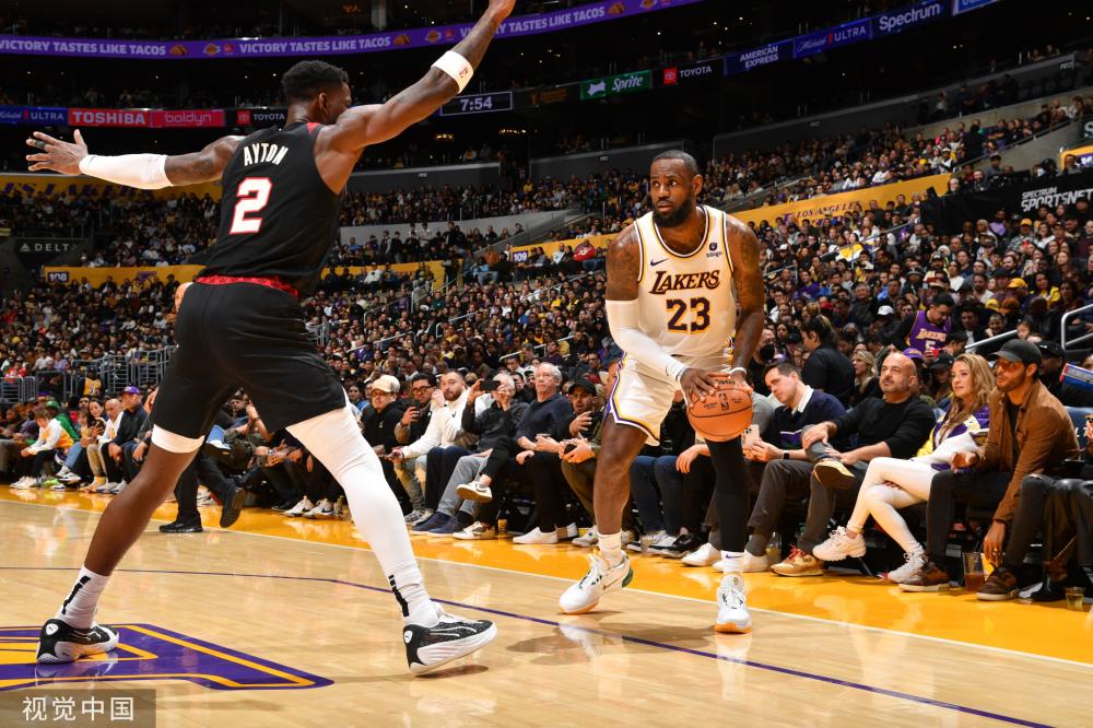 他当前的职 他当前的职