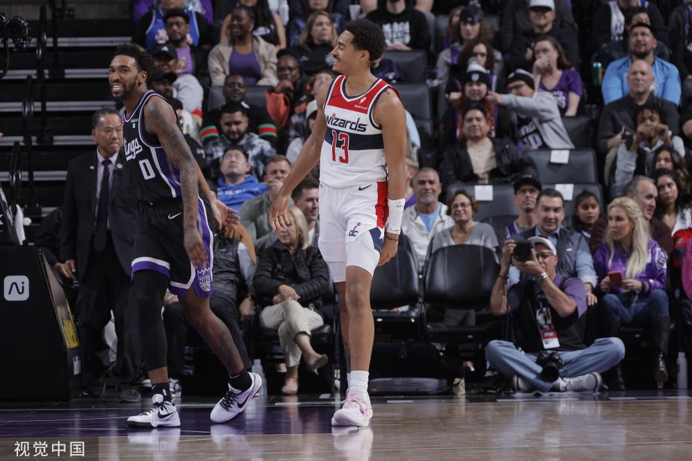 在赛场上继 在赛场上继